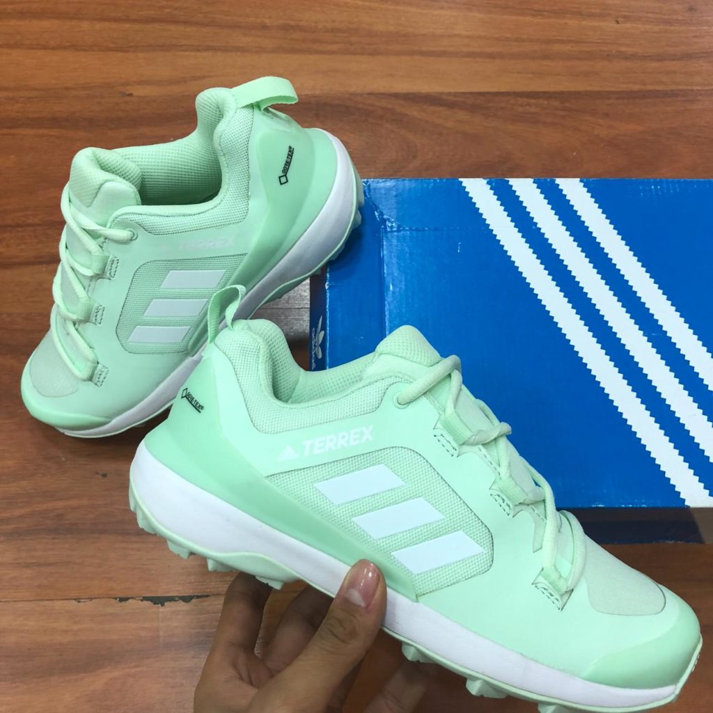 venta de zapatillas adidas terrex