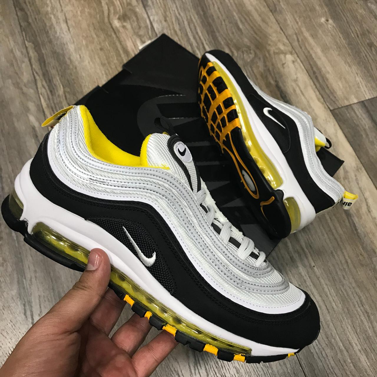 nike 2000 amarillo