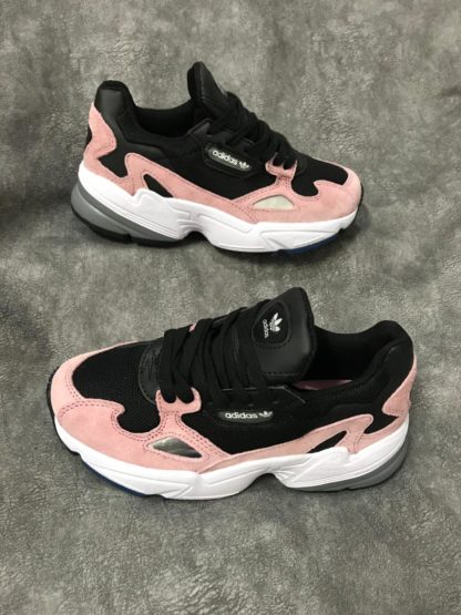 ADIDAS FALCON