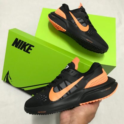 tenis nike zoom negros naranja