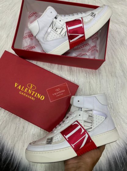 valentino 1.1 rojas