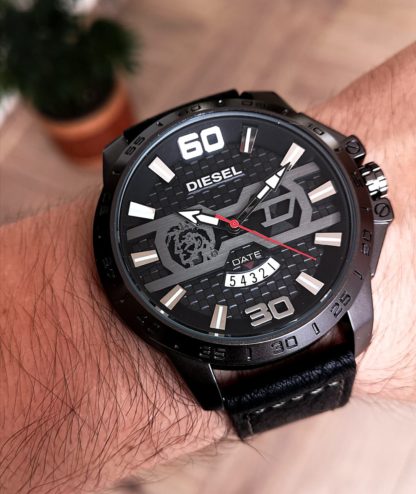 reloj negro diesel