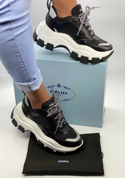 tenis prada mujer negros 1.1