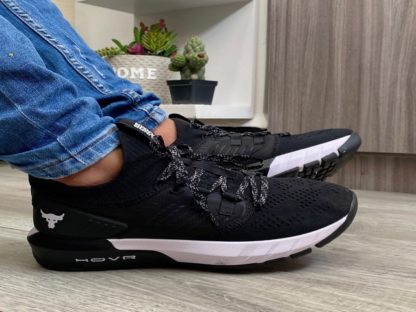under blancas con negro