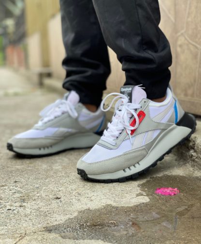 reebok legacy blanca