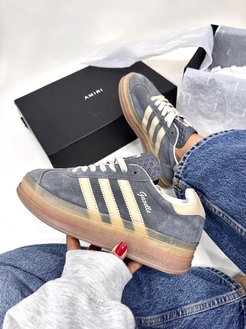 Adidas Gazelle al por mayor Colombia 2026 - Gazelle Bold White Pink, Indoor Black White triple AAA desde 95.000 COP zapatillascolombia.com