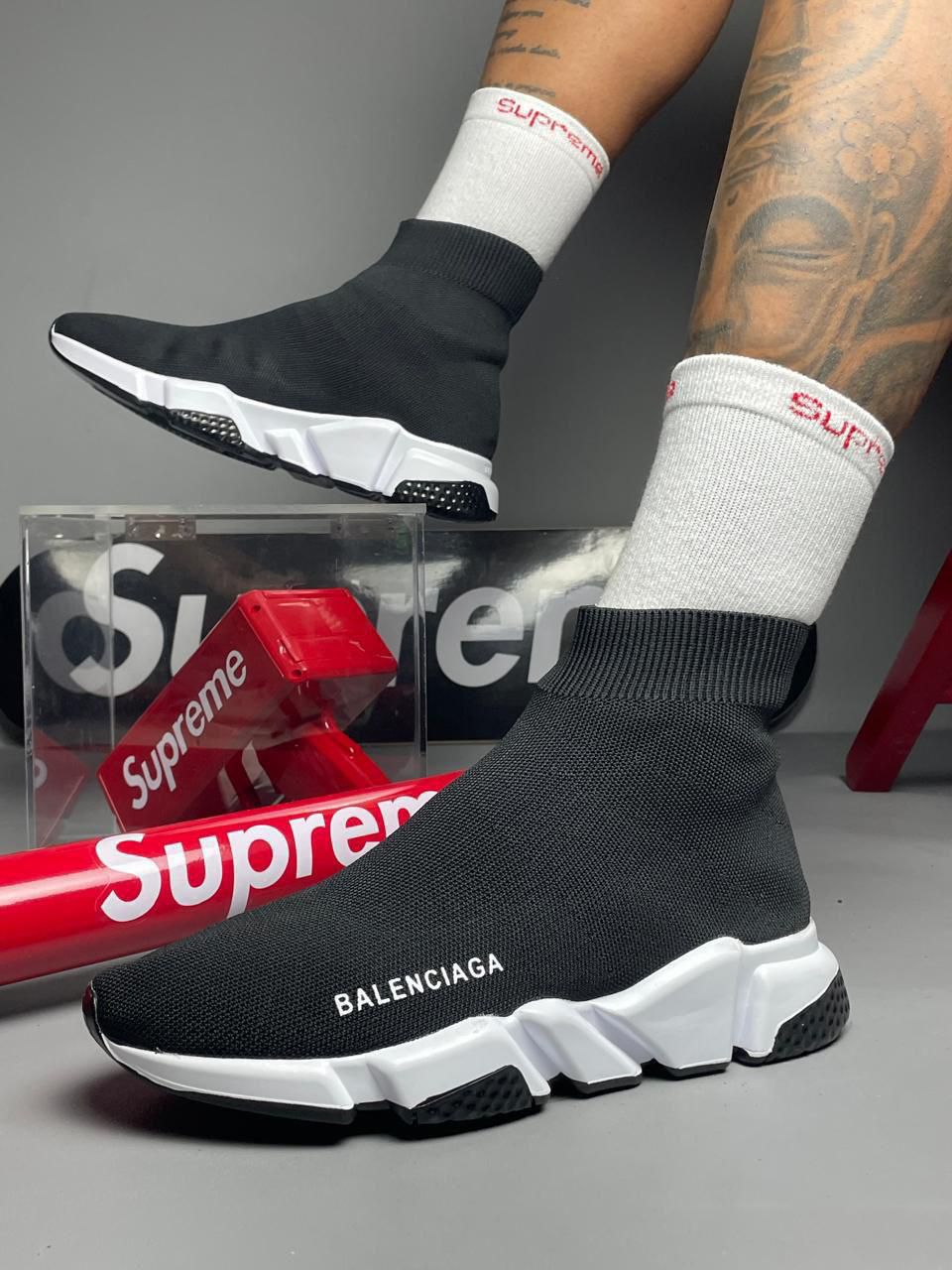 Balenciaga al por mayor Colombia precio mayorista desde 110000 COP