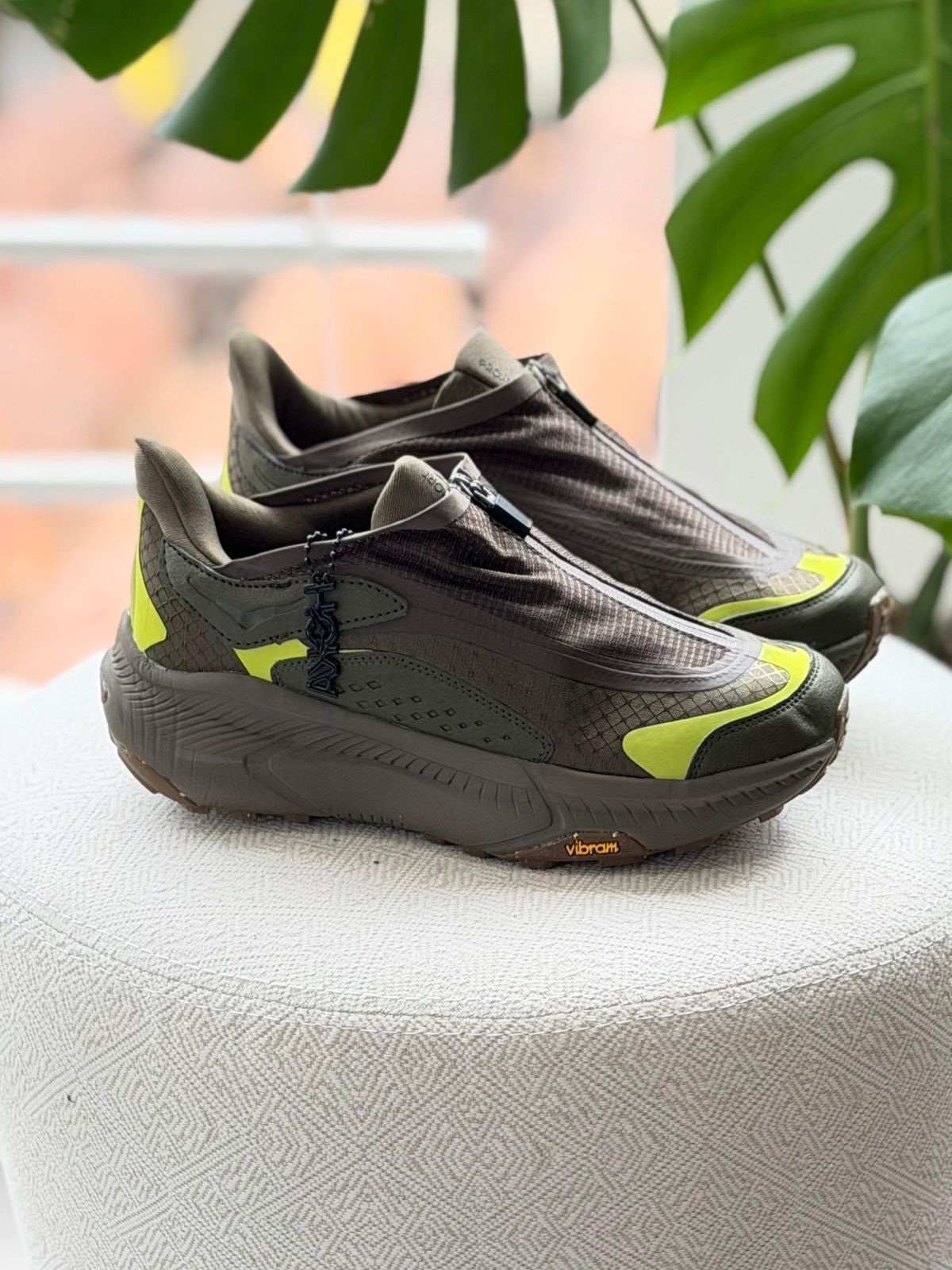 Hoka Bondi Colombia triple AAA mayorista - maxima amortiguacion para corredores, desde 95.000 COP por par