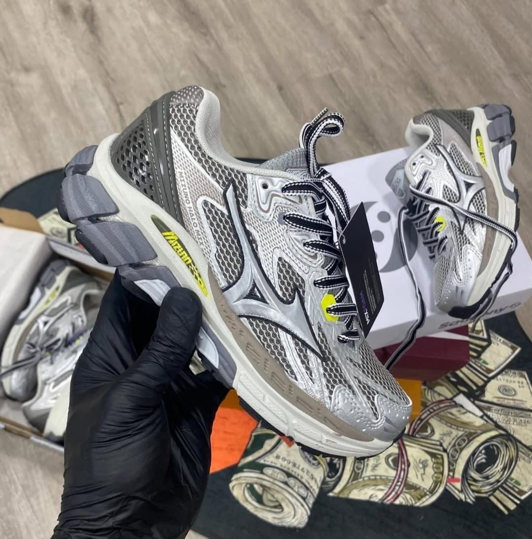 Mizuno Wave Prophecy Halo gris plata - running Y2K al por mayor Colombia triple AAA desde 92.000 COP por par, zapatillascolombia.com envios 1-2 dias Bogota Medellin Cali sin minimo
