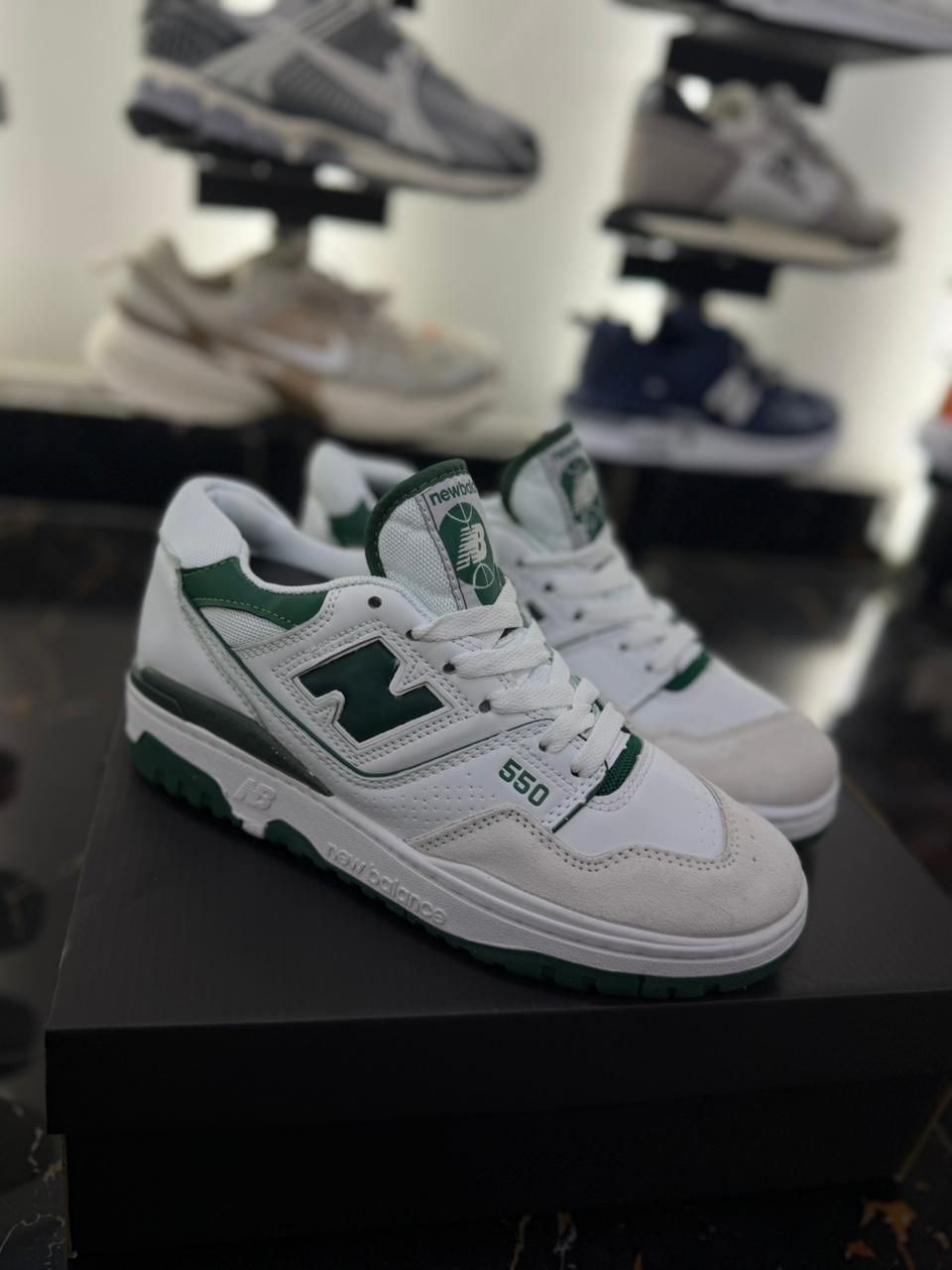 New Balance 550 al por mayor Colombia 2026 - NB 550 White Green Burgundy triple AAA desde 95.000 COP zapatillascolombia.com