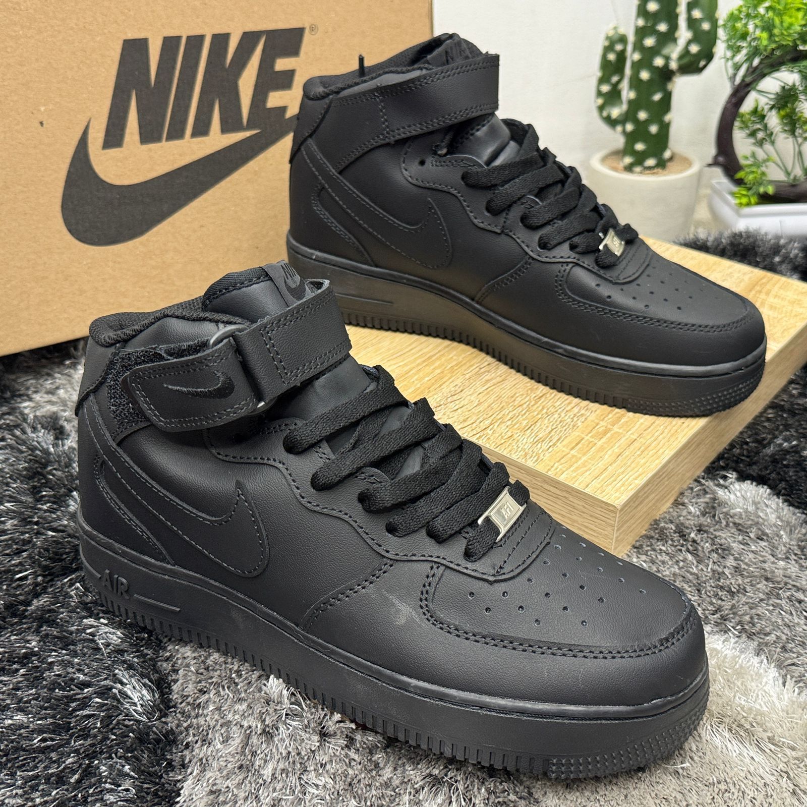 Nike AF1 High mayorista Colombia comparativa Jordan 1 High Jordan 4 subcultura urbana hip-hop revendedor estrategia
