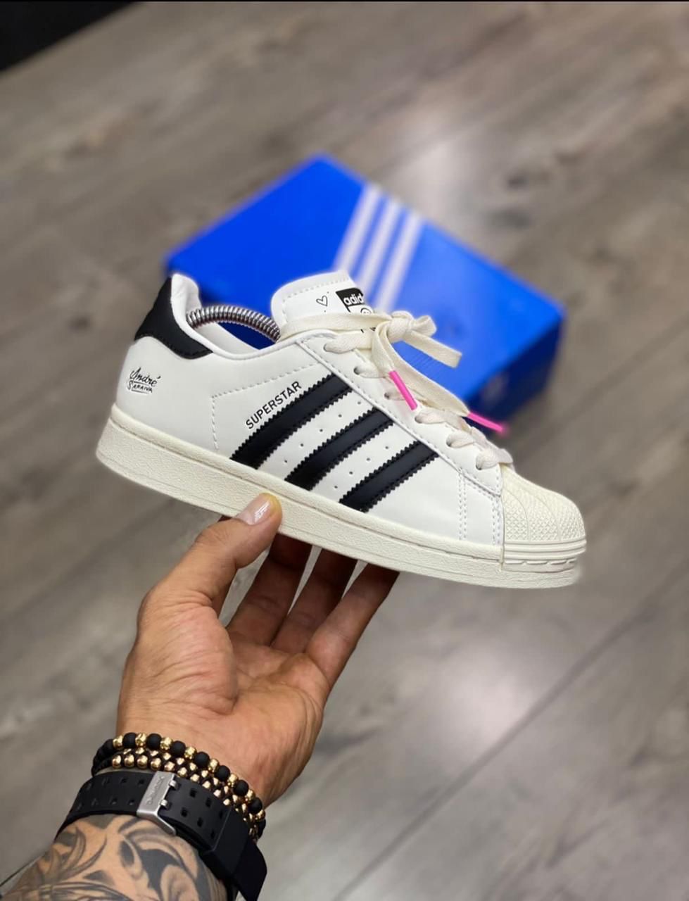 Adidas Superstar Bogota mayorista colorway top Trefoil bordado revendedor Y2K