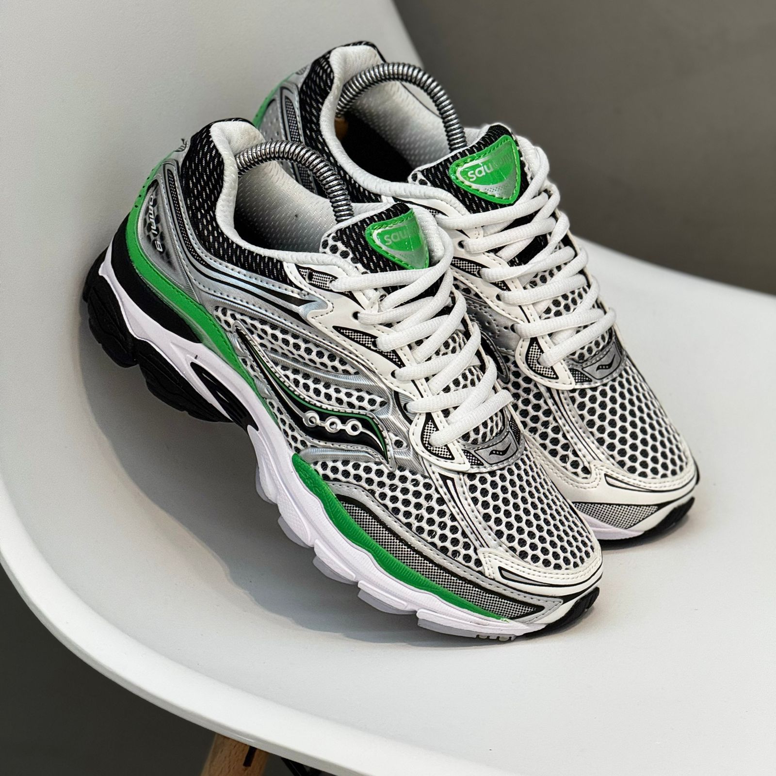 tenis Saucony triple AAA Colombia mayorista - calidad replica AAA Jazz Shadow Endorphin Ride, 1-2 dias