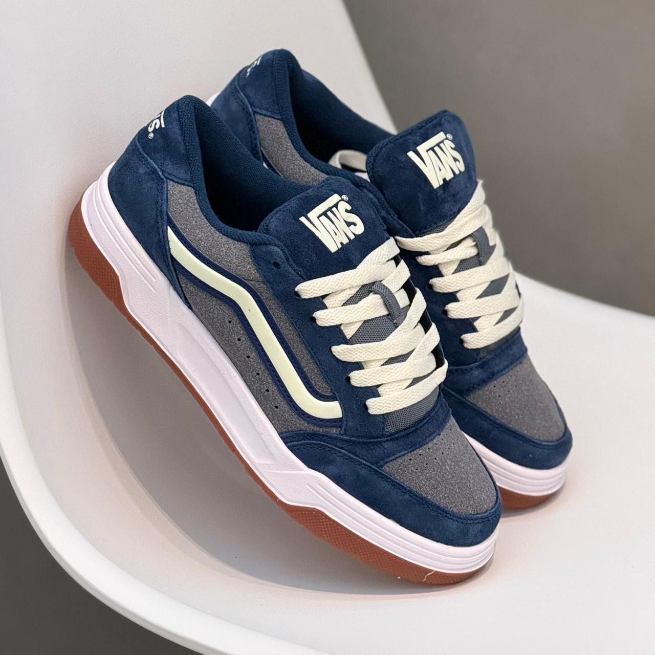 Vans Cruze azul navy y gris mayorista Colombia 2026 chunky low-top suela vulcanizada triple AAA revendedores Bogota Cali Medellin