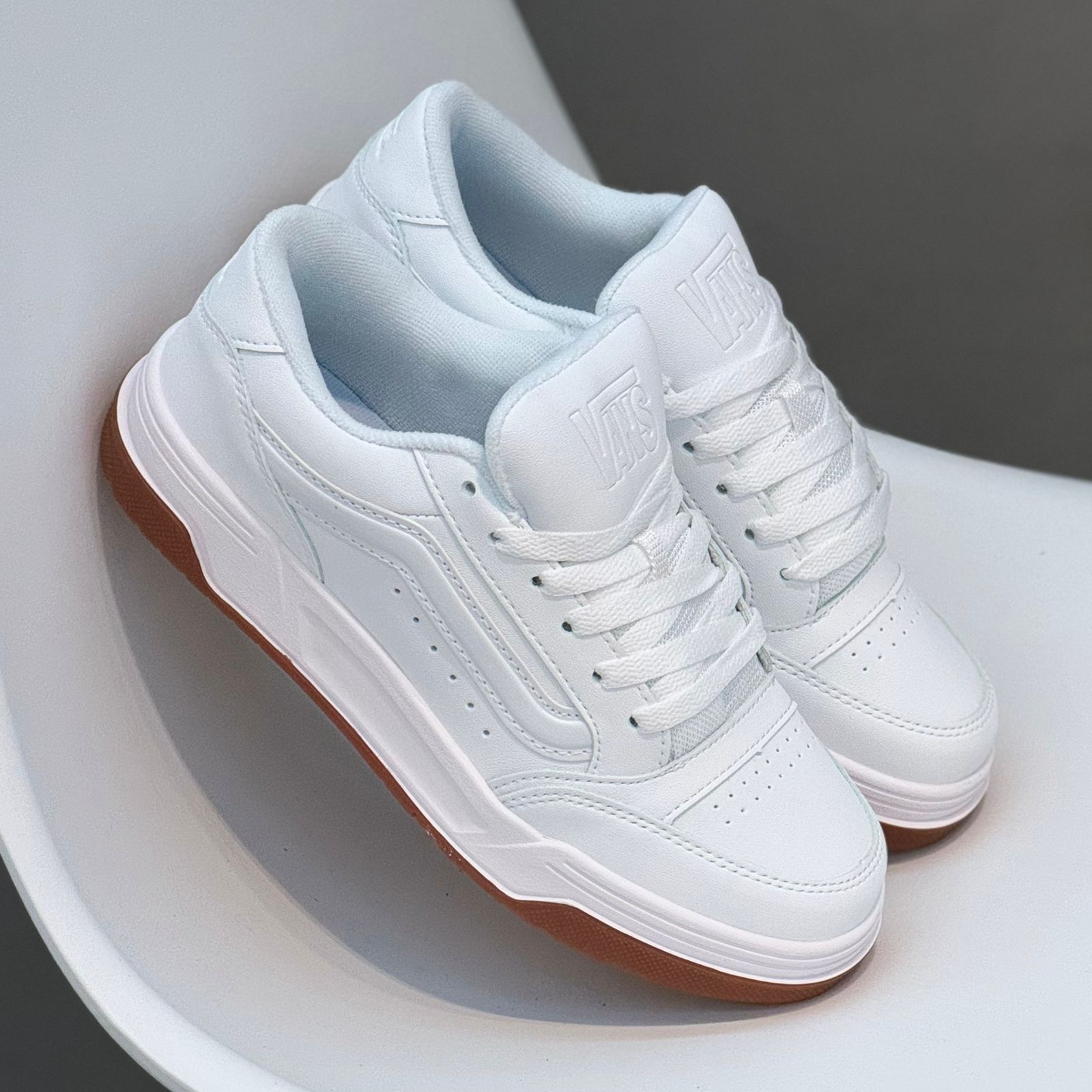 Vans Cruze blancas con suela gum mayorista Colombia 2026 modelo chunky urbano triple AAA precios bodega Cali envio toda Colombia