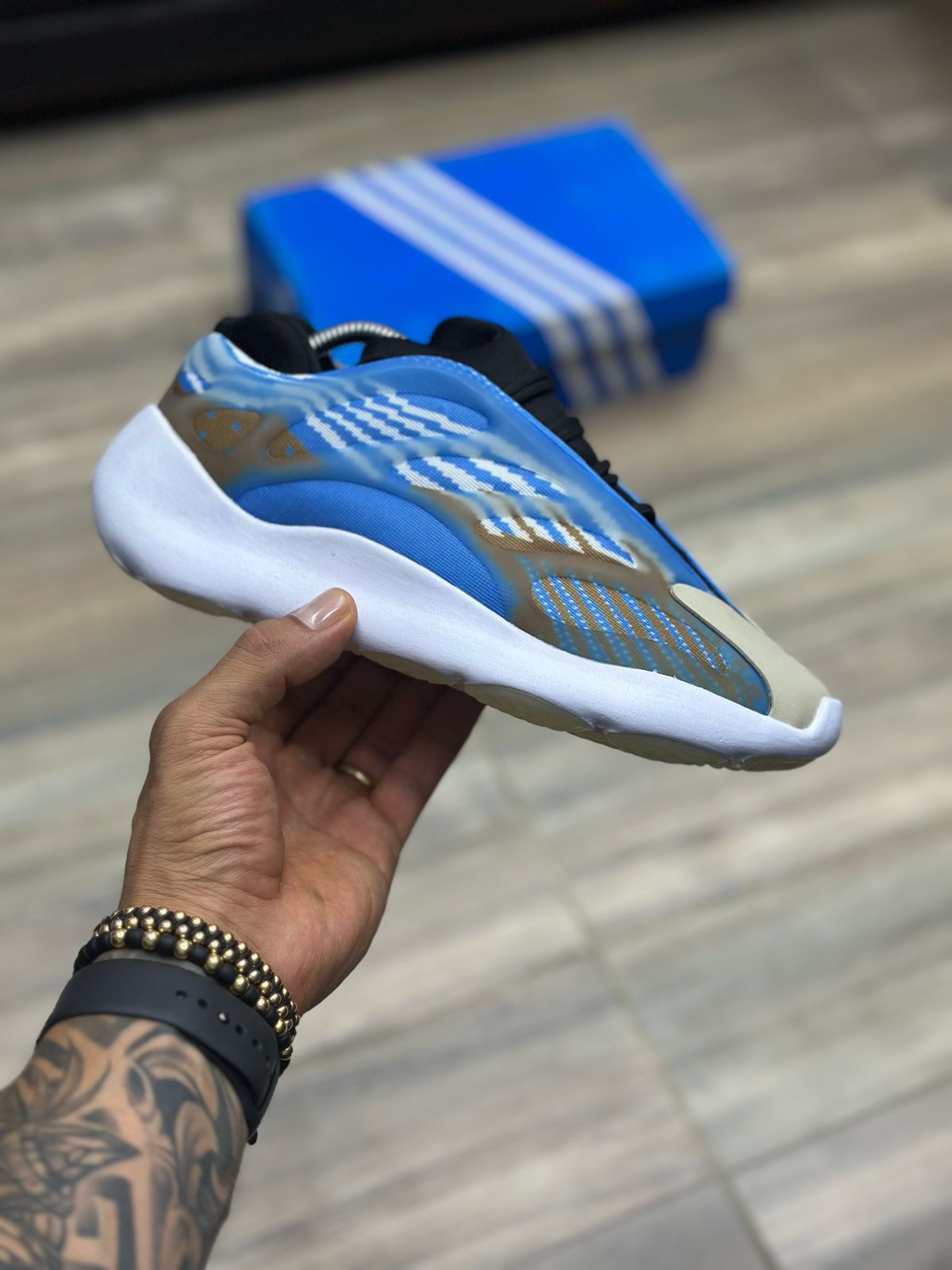 Yeezy 700 al por mayor Bogota Colombia - modelos disponibles triple AAA