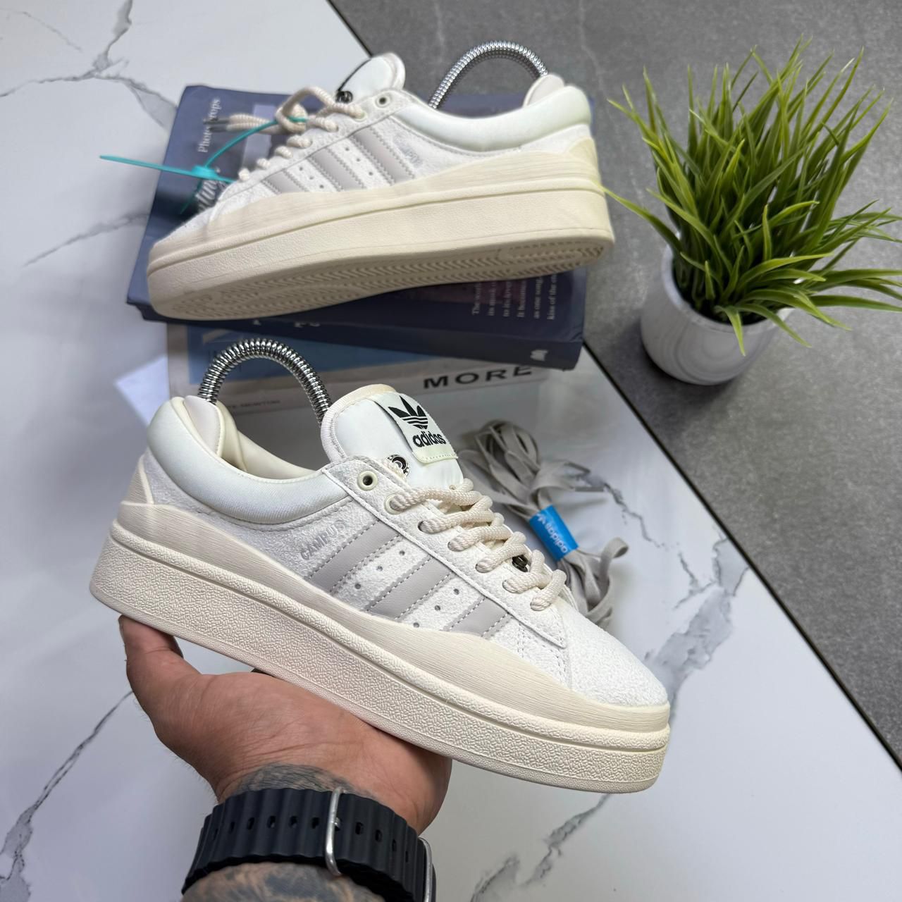 zapatos Bad Bunny Bogota — Adidas Forum Buckle Low Pink Easter Egg distribuidor mayorista Cali envíos 24 horas Chapinero Zona Rosa
